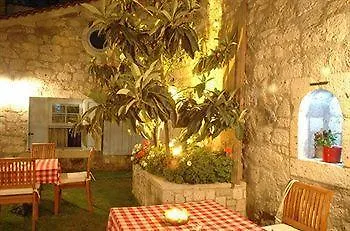 Tashmahal Çeşme