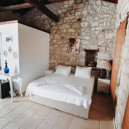 Tashmahal Kro Alaçatı