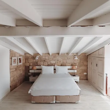 Tashmahal Inn